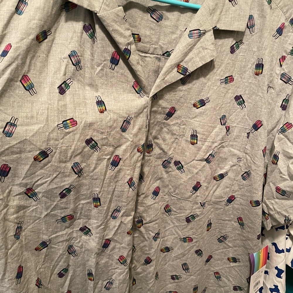 Target Pride button-up camp shirt (unisex) - XL (big and tall)